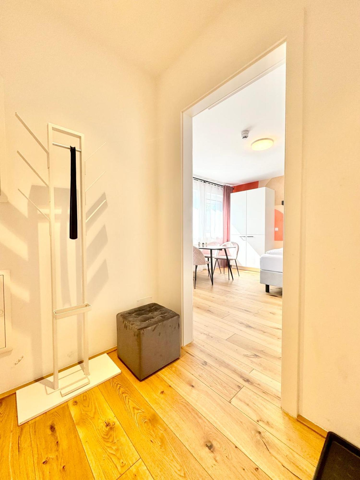 Stylische Wohnung Mit Balkon Βιέννη Εξωτερικό φωτογραφία